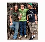 Netralpose2.jpg image by shaggy_